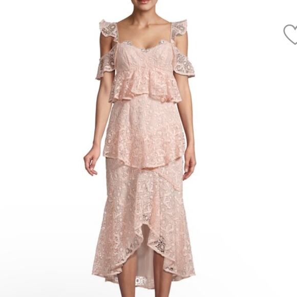 AMUR Hayden Dress in Blush Lace Ruffle Layered Sweatheart Tabk Off Shoulder ZZ - Picture 1 of 12